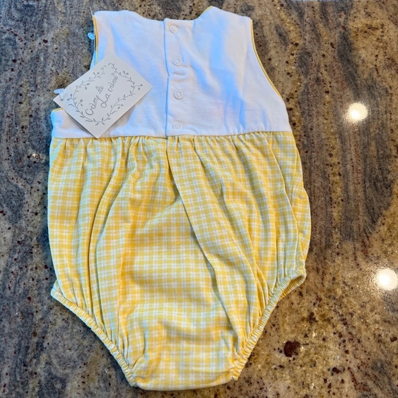 Sweet yellow baby set! Sleeveless onesie and booties (3 Months) - all NWT - Picture 9 of 10